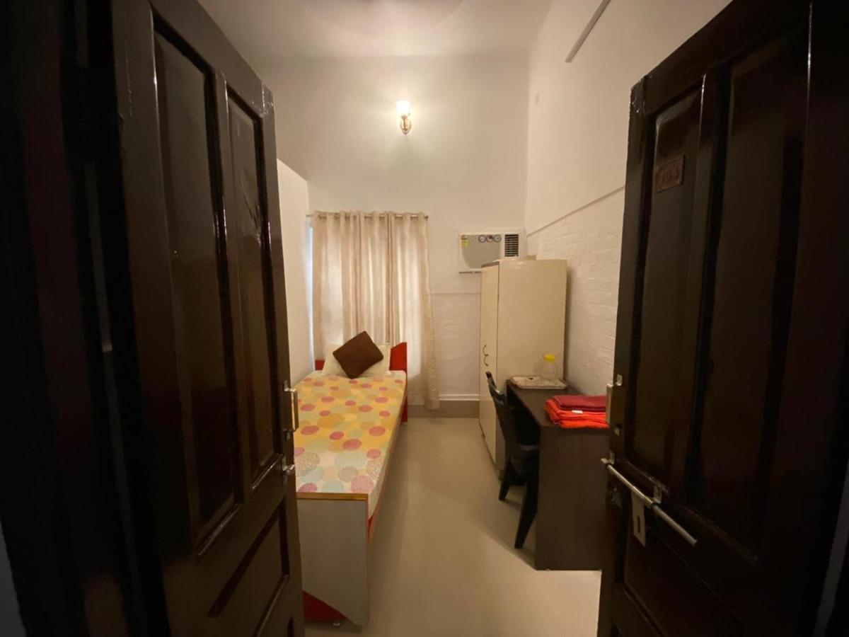The Sunaina Hotel Varanasi Eksteriør billede